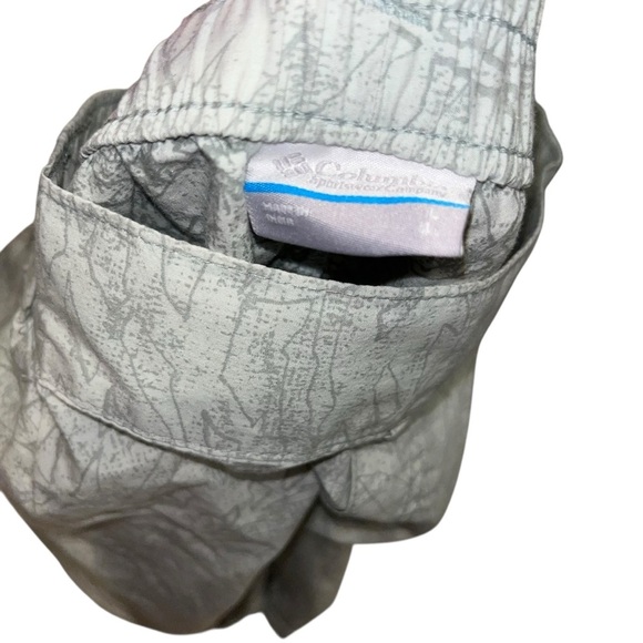 Columbia lightweight shorts gray green 4” large L - Picture 2 of 2